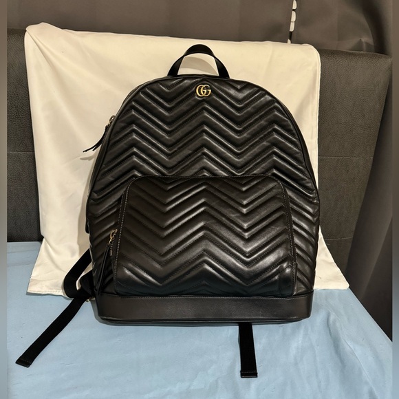 GUCCI GG Marmont Quilted unisex Backpack - Picture 1 of 7